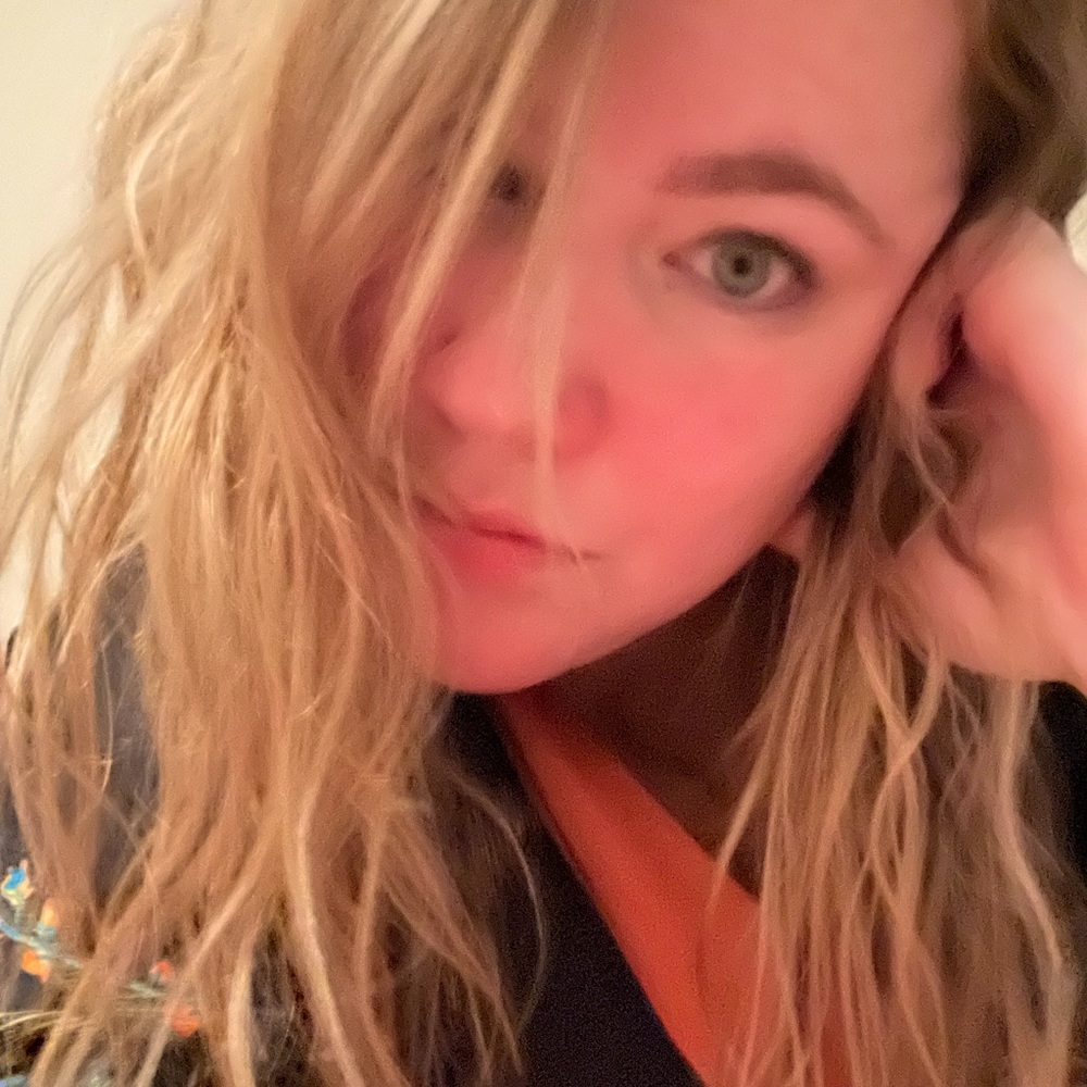 Meet your Posher, Amanda